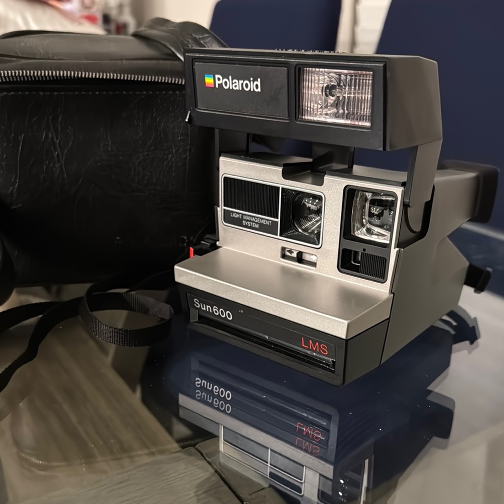 Polaroid Sun 600 LMS Instant Camera